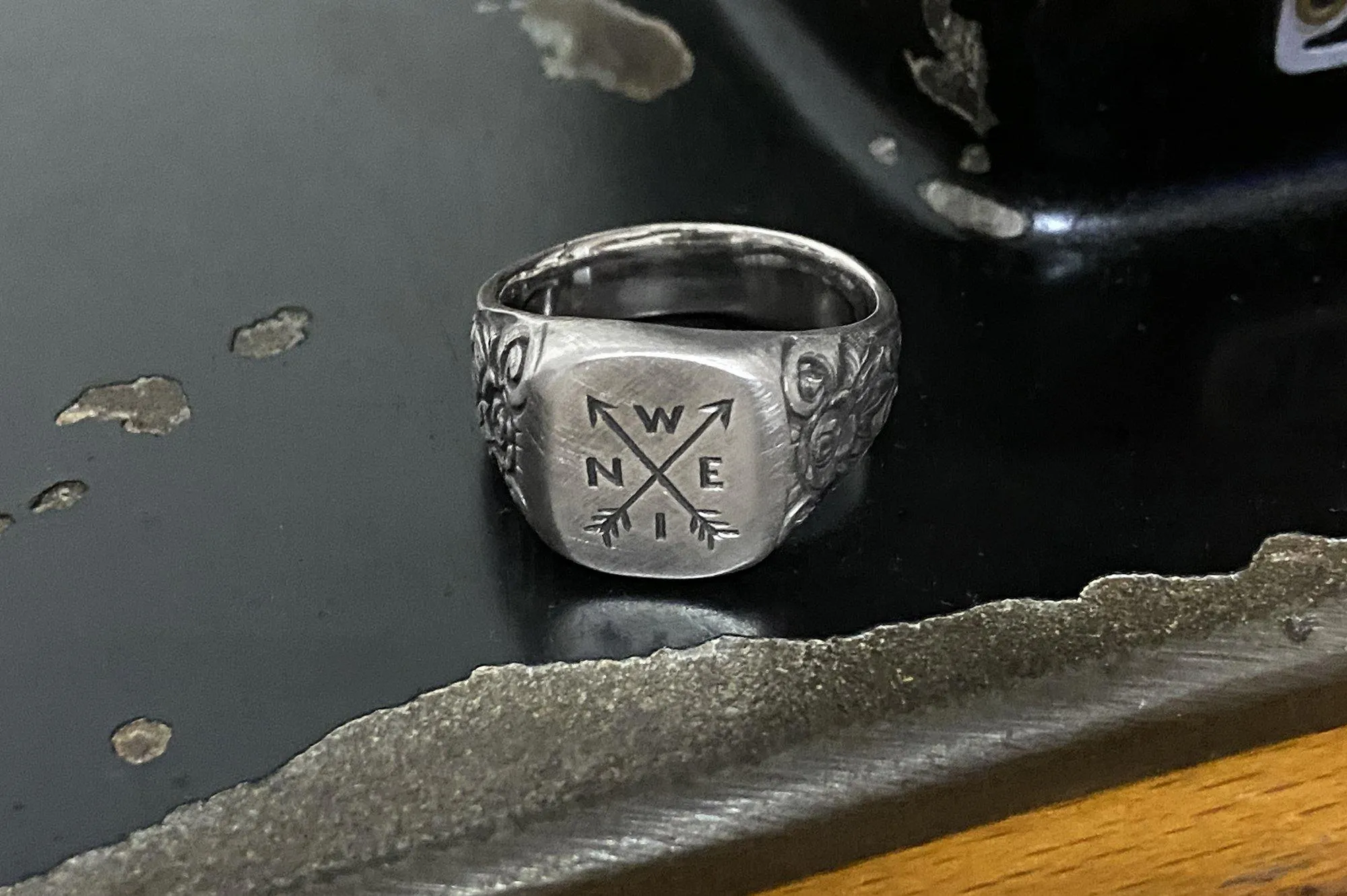 #000 - How to order a custom hand engraved signet ring