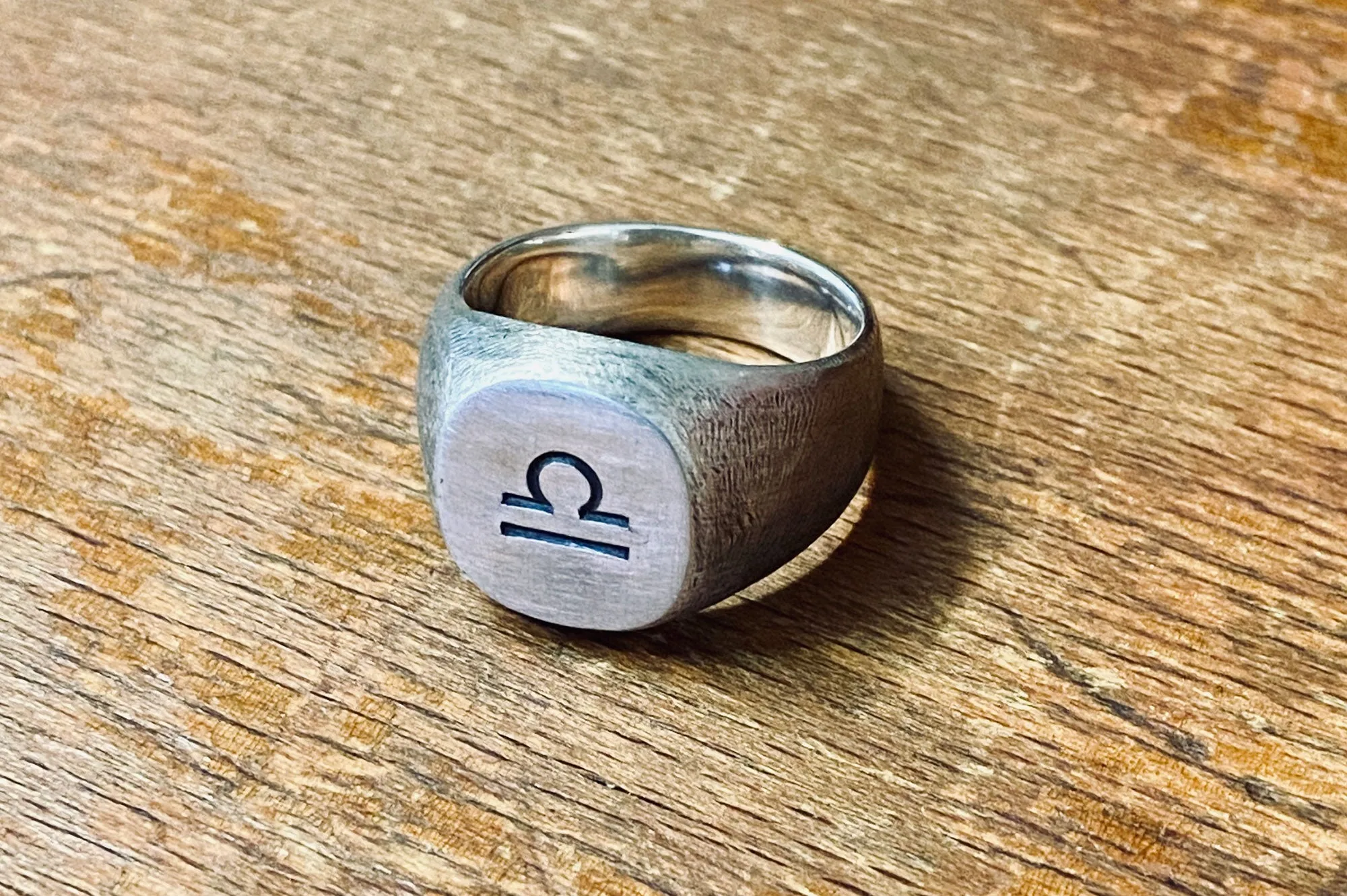 #000 - How to order a custom hand engraved signet ring