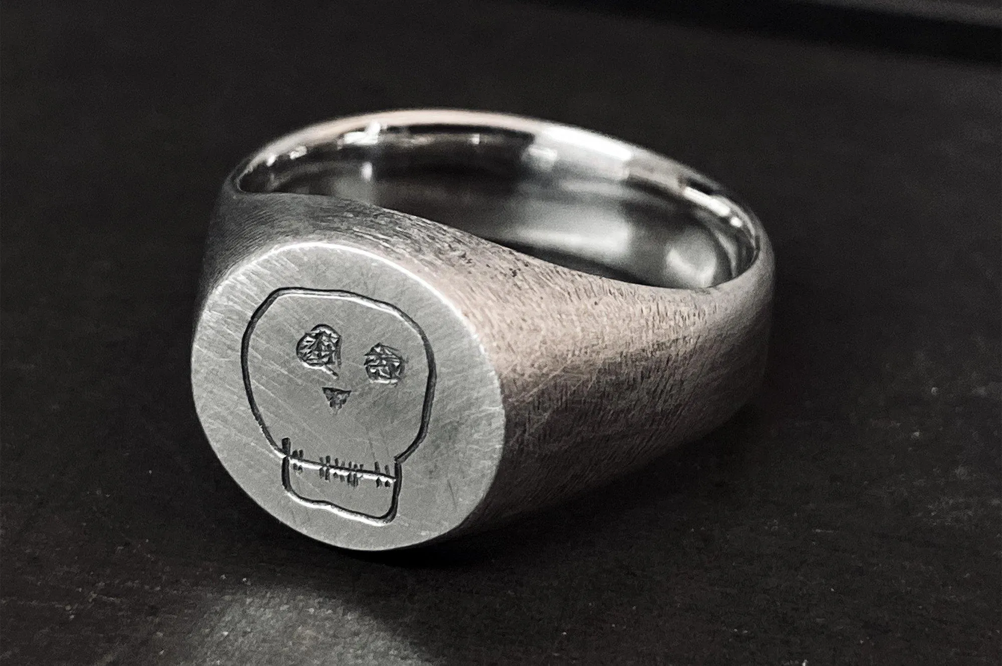 #000 - How to order a custom hand engraved signet ring