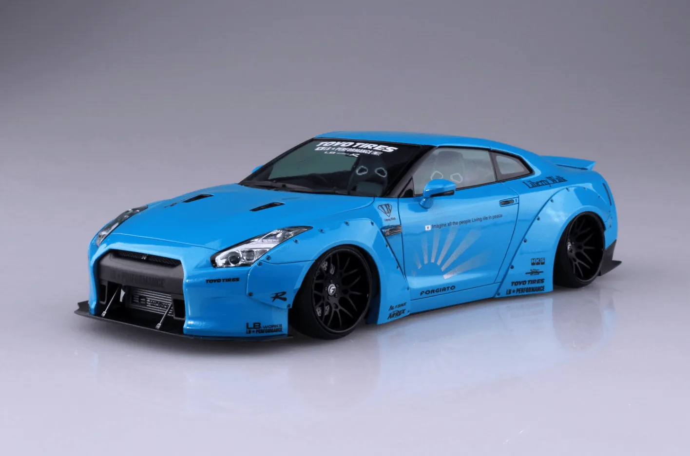 Aoshima 05402 LB-Works R35 GT-R Ver.1 1/24 Model Kit